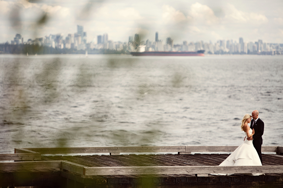 Vancouver_wedding_photographer_JONETSU026